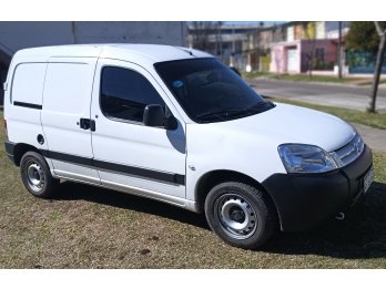 Berlingo Furgón VTI Business  c/GNC  /     2022