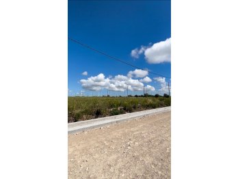 TERRENOS EN ORO VERDE A ENTREGARSE EN OCTUBRE P/ CONSTRUIR