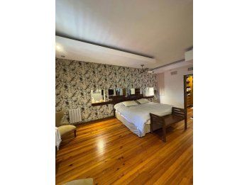 EXCLUSIVA CASA EN VENTA – CENTRO DE PARANÁ