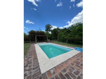 HERMOSO DUPLEX COMPLEJO CERRADO - ECHEVERRIA Y BLAS PARERA