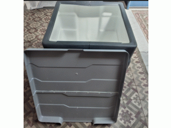 VENDO GABINETE PARA BOMBA Y FILTRO DE PISCINAS – NUEVO