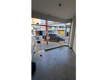 alquilo local  en pleno centro