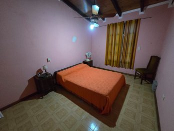 VENDO CASA CALLE BERDUC