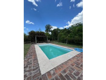 Se vende departamento tipo duplex calle Echeverria