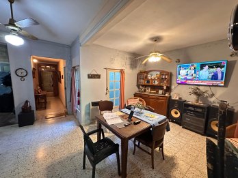 ✅️VENDO CASA 3 DOR, 2 BAÑOS, COCHERA, QUINCHO. U$D 100.000