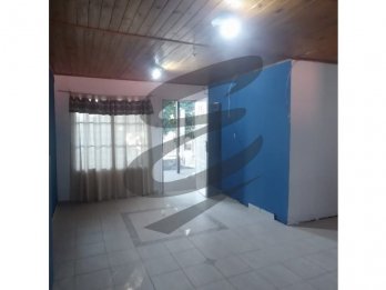 VENTA CASA 3 DORMITORIOS CALLE GUTIERREZ. BARRIO SAN AGUSTIN