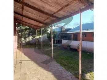 VENTA CASA 3 DORMITORIOS CALLE GUTIERREZ. BARRIO SAN AGUSTIN