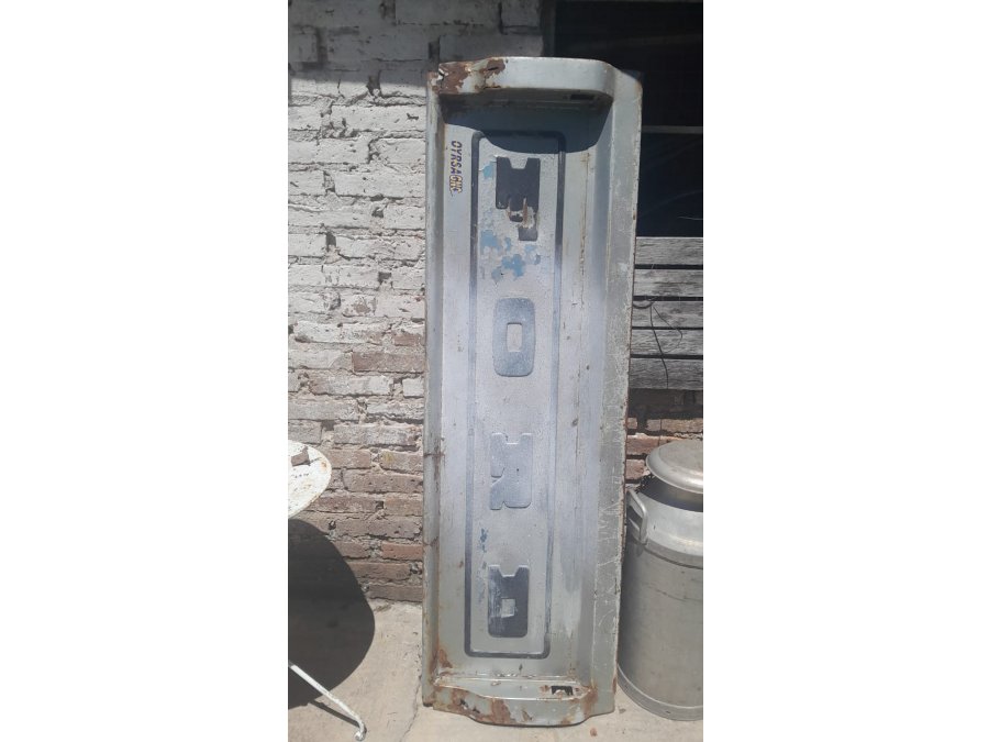 Porton trasero de f 100