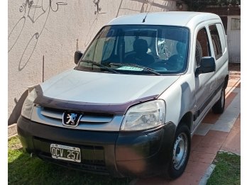 Peugeot Partner prescense 1.4 furgon 2014