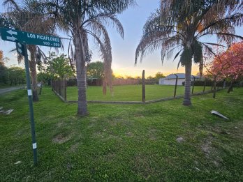 Lomas de Oro Verde, terreno amplio en esquina - Lote en Vent