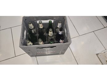 Cajones de cervezas con envases