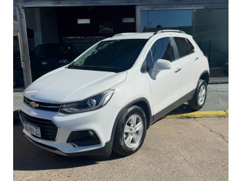 Tracker impecable $12.000.000 y cuotas