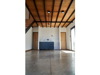 EN VENTA HERMOSO DUPLEX A ESTRENAR - ZONA ALMAFUERTE