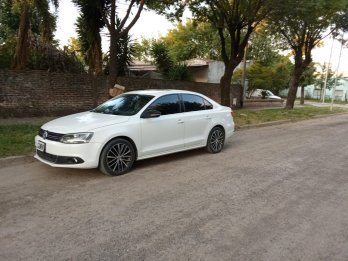 Vendo Vento 2.0 Tsi 2013 $22M. Tope de Gama