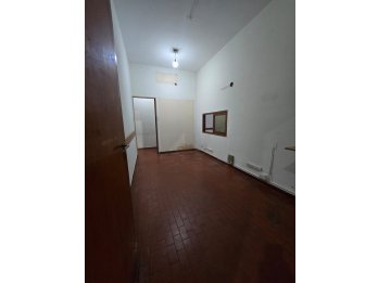 ALQUILO/IDEAL OFICINA-CONSULTORIO