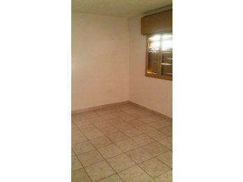 Vende Dpto calle Catamarca