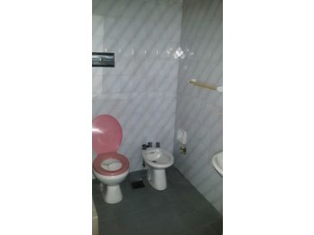 Vende Dpto calle Catamarca