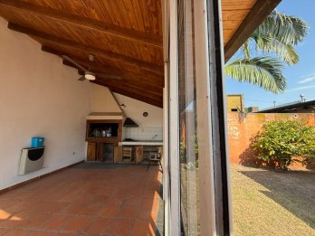 Zona Santos Domínguez y Juan Garrigó - Casa en Venta