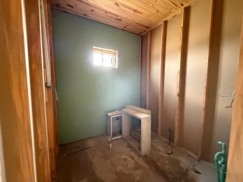 Oro Verde – Lote con Construcción en Venta