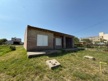 Oro Verde – Lote con Construcción en Venta