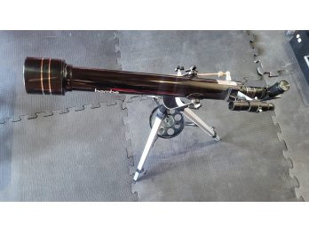 Vendo telescopio muy poco uso