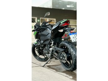 Kawasaki Z400 ABS - 2023