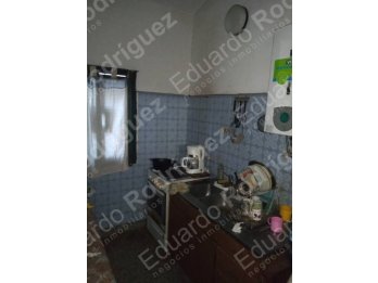 En venta amplia casa quinta