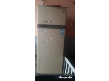 Vendo heladera con frezzer