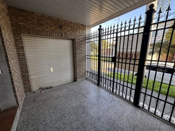 ✅️VENDO CASA 3 DOR, COCHERA. ZONA EJÉRCITO U$D 55.000🔥