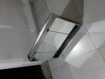 BOTIQUIN   DE   ACERO   INOXIDABLE