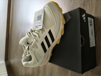 zapatillas de hockey nuevas sin uso Adidas