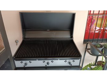 Vendo Parrilla a gas Ponderosa