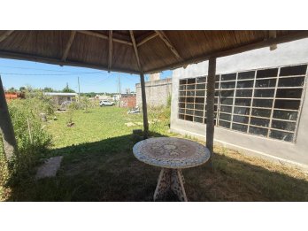 CASA QUINTA A TERMINAR EN SAUCE MONTRULL. LOTE DE 250 M2