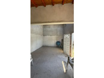 CASA QUINTA A TERMINAR EN SAUCE MONTRULL. LOTE DE 250 M2