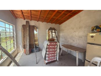 CASA QUINTA A TERMINAR EN SAUCE MONTRULL. LOTE DE 250 M2