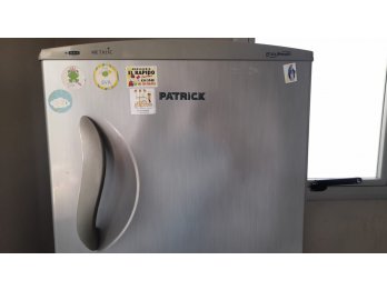 Heladera Con Freezer Patrick Maxifresh 264l Nofrost Plateada