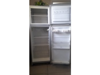 Heladera Con Freezer Patrick Maxifresh 264l Nofrost Plateada