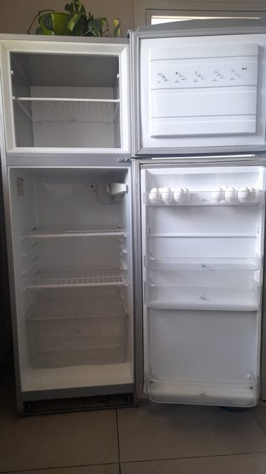 Heladera Con Freezer Patrick Maxifresh 264l Nofrost Plateada
