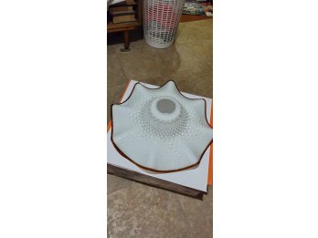 2 lámparas de techo, vidrio y chapa