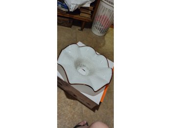 2 lámparas de techo, vidrio y chapa