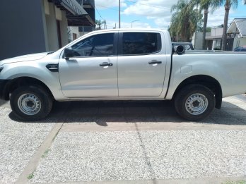VENDO CAMIONETA FORD RANGER 2016