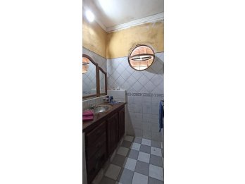 OPORTUNIDAD . VENDO CASA