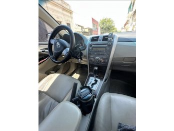 Vendo Toyota corolla seg automatico impecable!