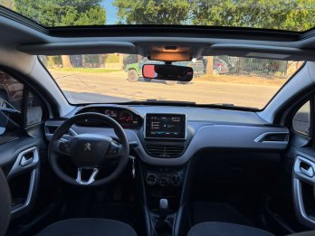 Peugeot 208 IN CONCERT-2020