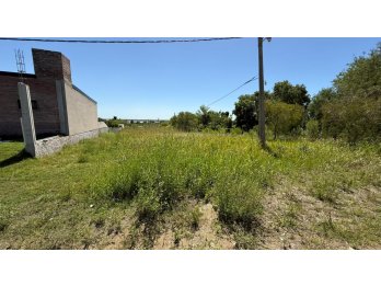 HERMOSO TERRENO DE 608 M2 A 3 MIN DEL RIO. ALDEA BRASILERA