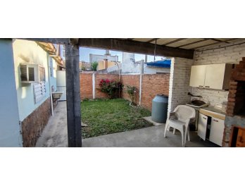 EN VENTA CASA ZONA NEWBERY