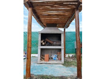 QUINTA CON PISCINA SE ALQUILA . PARANA