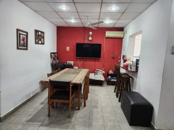 EN VENTA CASA DE 4 DORMITORIOS EN COLONIA AVELLANEDA