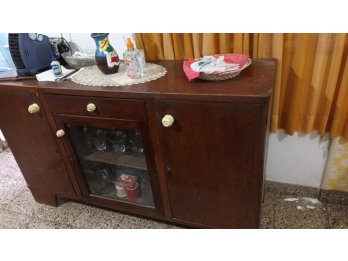 VENDO BAHIUT/VAJILLERO/APARADOR