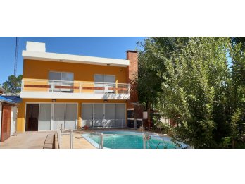 VENDO CASA QUINTA - PERMANENTE